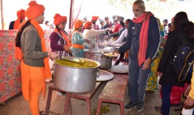 माघ मेला : लाखों श्रद्धालुओं ने अन्नक्षेत्र में ग्रहण किया प्रसाद, हुआ समापन