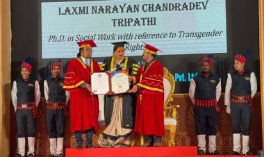 किन्नर आचार्य महामंडलेश्वर को समाज सेवा के लिए मिली पीएचडी की उपाधि