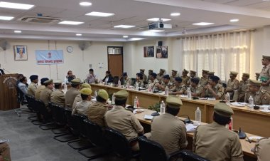 जनपद न्यायाधीश की अध्यक्षता में न्यायिक अधिकारियों तथा जिले के वरिष्ठ पुलिस अधिकारियों एवं थाना प्रभारियों के साथ कार्यशाला की गई आयोजित