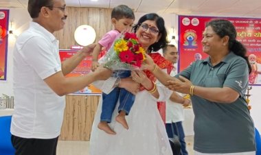 मुक्त विश्वविद्यालय में दो वर्षीय आरोही ने योग में किया कमाल
