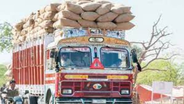 उप्र की सड़कों पर बिना फिटनेस और बगैर टैक्स भरे दौड़ रहे माल वाहनों पर होगा एक्शन