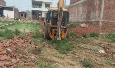 पीडीए ने धूमनगंज में 13 बीघा अवैध प्लाटिंग कराया ध्वस्त