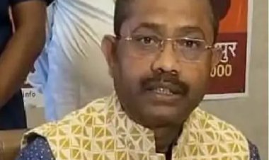 इंडिया को भारत न कहने वाले नकली अंग्रेज : मंत्री नंदी