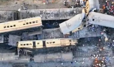 आंध्र प्रदेश ट्रेन हादसे में 14 की मौत, 113 घायल, राहत और बचाव अभियान जारी