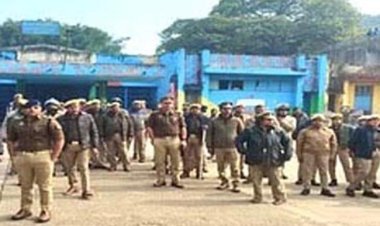 इलाहाबाद विश्वविद्यालय के छात्रावासों से अवैध कब्जा हटाने का अभियान शुरू