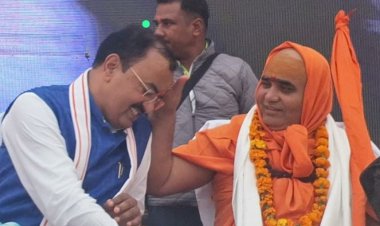 जगद्गुरु ने उप्र के उप मुख्यमन्त्री केशव मौर्य के साथ महाकुम्भ के लिए भी की चर्चा