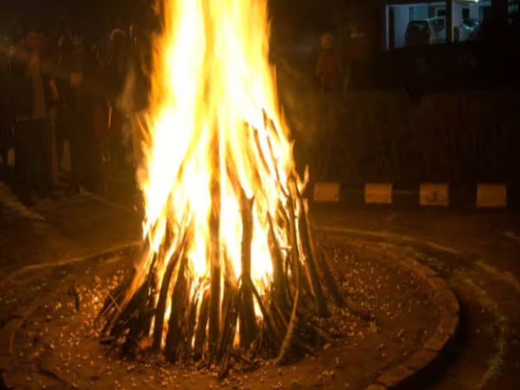 भद्रा के कारण होलिका दहन के लिए मिलेगा सवा घंटा: धुलंडी को साल का होगा पहला चंद्र ग्रहण