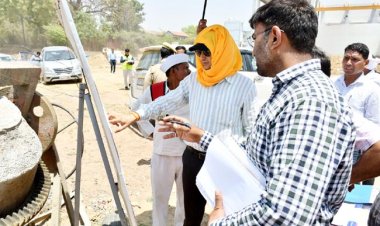 मण्डलायुक्त ने महाकुम्भ के कार्यों का निरीक्षण कर दिये निर्देश