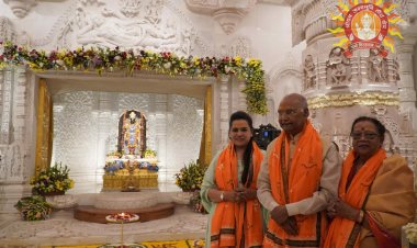 पूर्व राष्ट्रपति रामनाथ कोविंद सपरिवार पहुंचे श्रीराम जन्मभूमि, किए रामलला के दर्शन