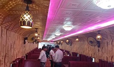 महाकुम्भ से पूर्व प्रयागराज जंक्शन को मिली रेल कोच रेस्टोरेंट की सौगात