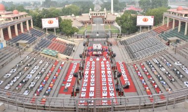 भारत-पाकिस्तान सीमा पर बीएसएफ जवानों ने जगाई योग की अलख