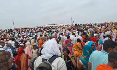 हाथरस: सत्संग में भगदड़ से 116 लोगों की मौत, आयोजकों पर होगा मुकदमा