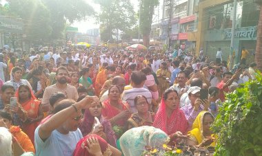 विश्व प्रसिद्ध रथयात्रा में दूसरे दिन भगवान जगन्नाथ का दर्शन कर श्रद्धालु आह्लादित