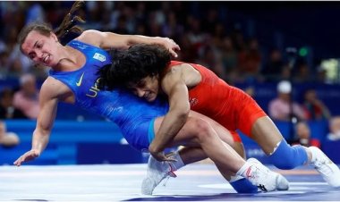 पेरिस ओलंपिकः क्यूबा की पहलवान को हरा 50 किग्रा कुश्ती के फाइनल में पहुंचीं विनेश फोगाट