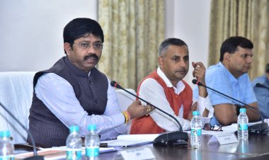 गंगा एक्सप्रेसवे मुख्य कैरिजवे का कार्य 31 दिसम्बर तक पूरा करें : नन्दी