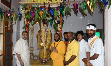 हर्षोल्लास से दशरथ महल में मनाई गई संस्थापक महंत बाबा रामप्रसाद दास महाराज की जयंती