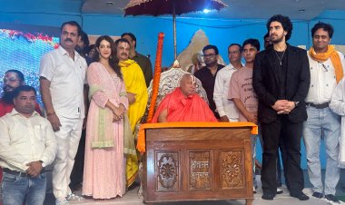 हिंदुओं के साथ हो रहे अत्याचार पर बनी फिल्म "द डायरी ऑफ वेस्ट बंगाल" के ट्रेलर को जगदगुरु रामभद्राचार्य ने किया लॉन्च