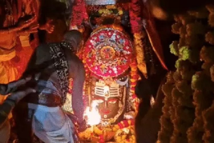 देश में सबसे पहले महाकाल के आंगन में मना रक्षाबंधन, भगवान को चढ़ाई गई वैदिक राखी