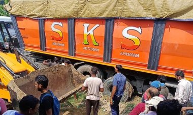 मेजा में अनियंत्रित ट्रक ने चार छात्राओं को रौंदा