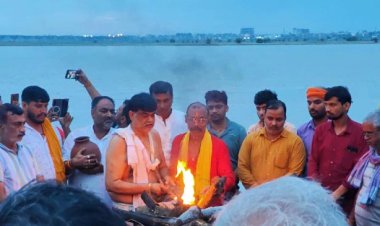 पंचतत्व मे विलीन हुई पूर्व विधायक नीलम करवरिया, पूर्व विधायक उदयभान करवरिया ने दी मुखाग्नि