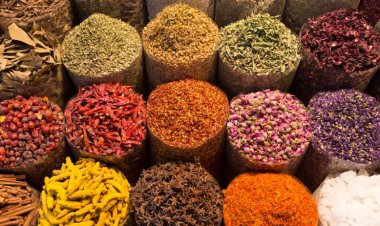 त्योहारी सीजन में मसालों की कीमत में उतार -चढ़ाव, जीरे में तेजी आई तो हल्दी पर बढ़ा दबाव