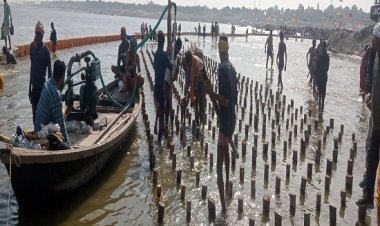 महाकुंभ: गंगा पूजन करने को पीएम का त्रिवेणी में तैयार किया जा रहा है जेटी