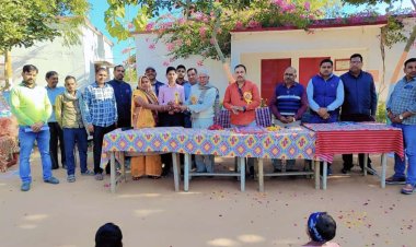 एनएमएमएस परीक्षा परिणाम के जिला टॉप बने अभिषेक, विद्यालय व गुरुजनों का बढ़ाया