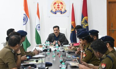 महाकुंभ प्रयागराज : वाराणसी में 10 करोड़ श्रद्धालु आएंगे, 05-05 किमी की दूरी पर खुलेगी पुलिस चौकी