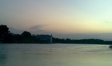 लखीमपुर में गोमती नदी के तट पर रमणीय स्थल तक खिंचे चले आते पर्यटक 