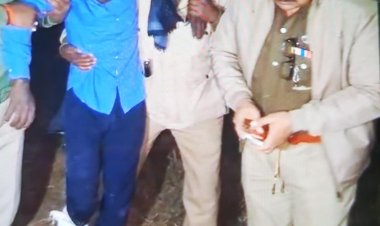 पुलिस मुठभेड़ में लूट की घटना को अंजाम देने वाले दो  आरोपी गिरफ्तार,एक को पुलिस पहले कर चुकी है गिरफ्तार 