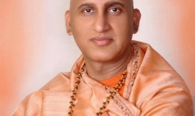 ’सनातन के सूर्य’ हैं योगी आदित्यनाथ, सकुशल निभा रहे संरक्षक की भूमिका : स्वामी अवधेशानंद गिरी