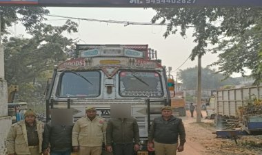 प्रयागराज: चोरी के ट्रक के साथ दो सदस्य गिरफ्तार, भेजे गए जेल