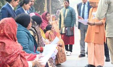 मकान दिलाएंगे, इलाज भी कराएंगे : सीएम योगी