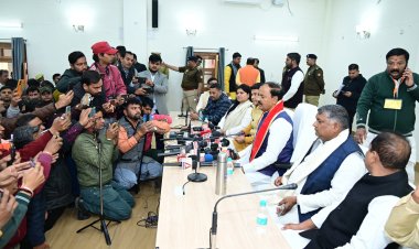 सपा की राजनीति चोरी और सीनाजोरी जैसी : केशव मौर्य