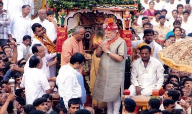 महाकुंभ : जानें किस मंदिर में पीएम मोदी ने बिताए थे सात वर्ष