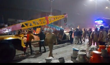 हाथरस सड़क हादसे में एक युवक की मौत, कई घायल