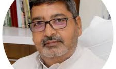 पब्लिसिटी के लिए  विवादित बयान दे रहे छाेटे साधु-संत