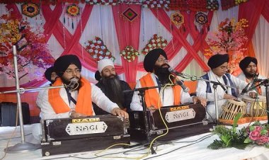 धूमधाम से मनाया गया श्री गुरु गोविंद सिंह महाराज का प्रकाशोत्सव