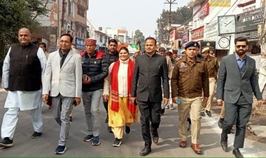 महाकुंभ-2025 के प्रति जनजागरूकता हेतु बरेली में भव्य रोड शो का आयोजन