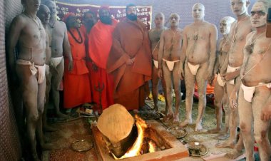 महाकुम्भ : श्री शंभू पंच अग्नि अखाड़ा में शुरू हुआ दीक्षा समारोह