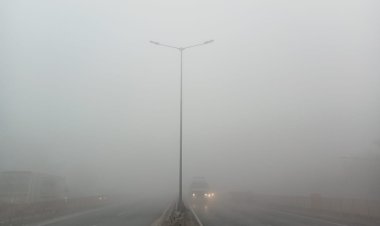 वाराणसी में कड़ाके की ठंड,18 जनवरी तक कक्षा 08 तक के विद्यालयों में अवकाश