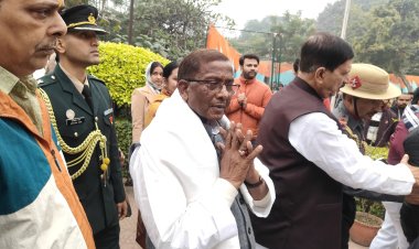 असम और मणिपुर के राज्यपाल लक्ष्मण आचार्य पहुंचे वाराणसी,स्वागत