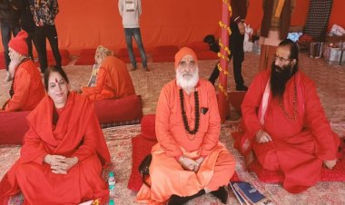 श्रद्धालुओं की भक्ति और आस्था हमसे ज्यादा महत्व रखती हैं - महंत रवींद्र पुरी  