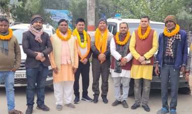 जेएसएफ के नए नामकरण को लेकर महाकुंभ के लिए दर्जनों कार्यकर्ताओं का दल हुआ रवाना