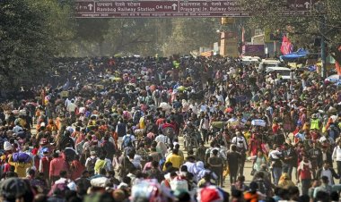 रामलला मंदिर में श्रद्धालुओं का उमड़ा रेला, 25 लाख श्रद्धालु पहुंचे अयोध्या