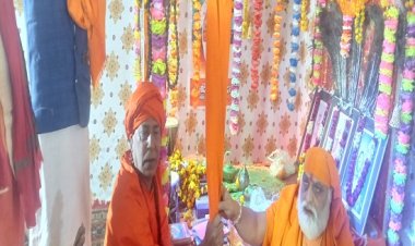 दंडी स्वामी विमल देव आश्रम ने शनि पीठाधीश्वर को बनाया दंडी सन्यासी
