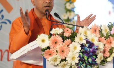 महाकुम्भ : मुख्यमंत्री योगी ने संतों व संस्थाओं से की अपील, श्रद्धालुओं के लिए जारी रखें भंडारा