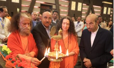 महाकुम्भ : समाज और संस्कृति के मूल्यों को समझने का अद्वितीय अवसर : स्वामी चिदानंद