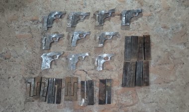 कोलकाता पुलिस की एसटीएफ ने झारखंड में अवैध हथियार फैक्ट्री का भंडाफोड़ किया, छह गिरफ्तार