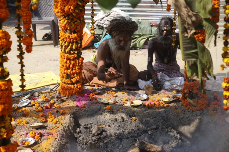 जप,तप,साधना की पुण्य भूमि प्रयागराज महाकुम्भ में हो रहा है विविध साधनाओं का संगम